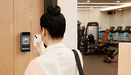 CLUe allows users to access conveniently with Dynamic QR Code such as Fitness Center.